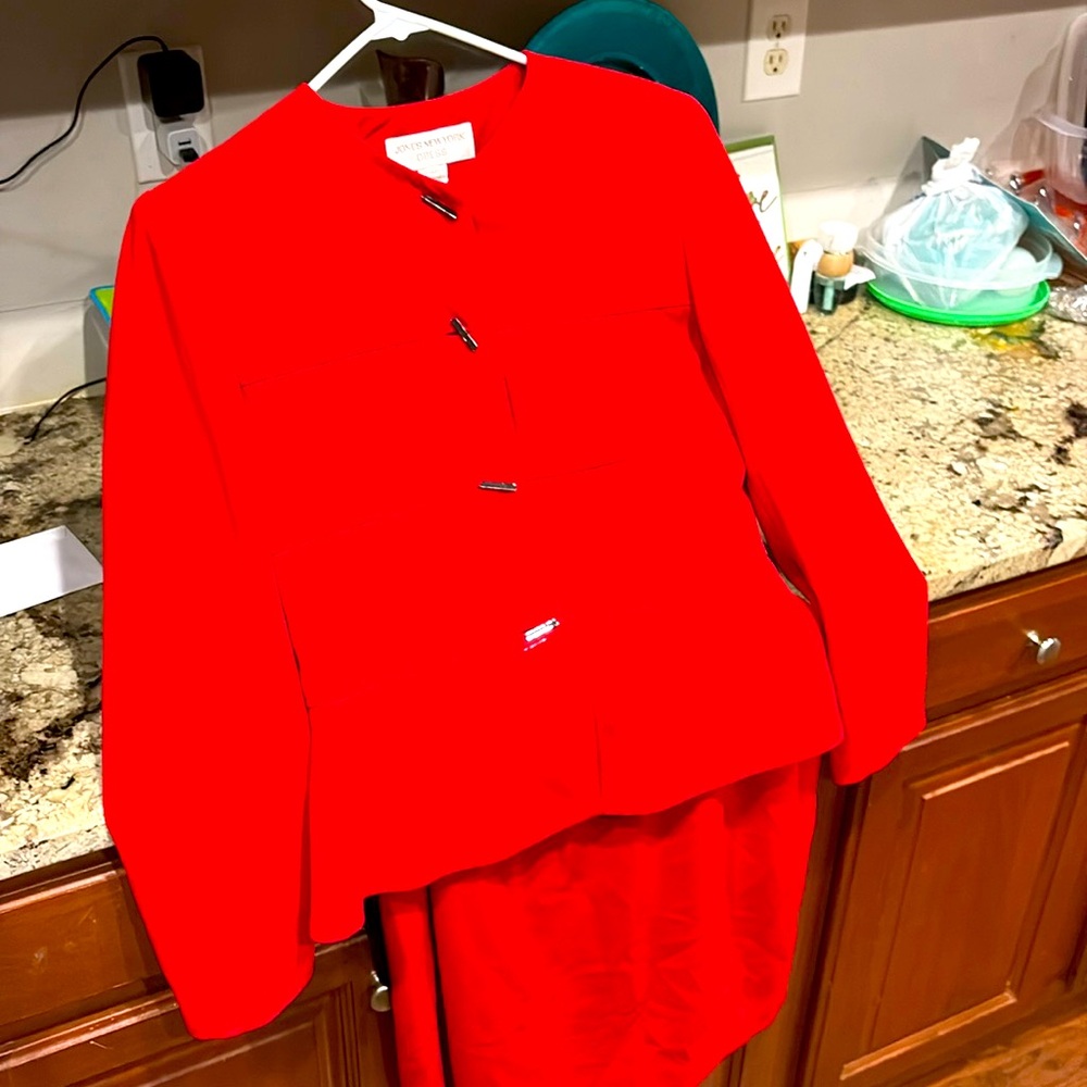 JONES NEW YORK classic RED suit!